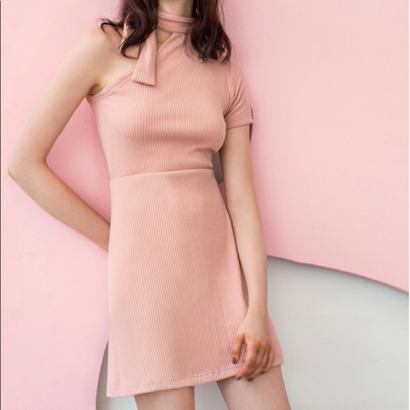 Pixie market Sammy one shoulder knot tie dress - Picture 3 of 3